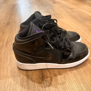 Jordan Kids Shoes Black and Purple